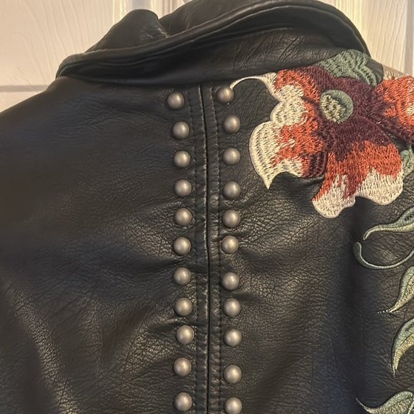 Black Leather Jacket - Picture 8 of 10